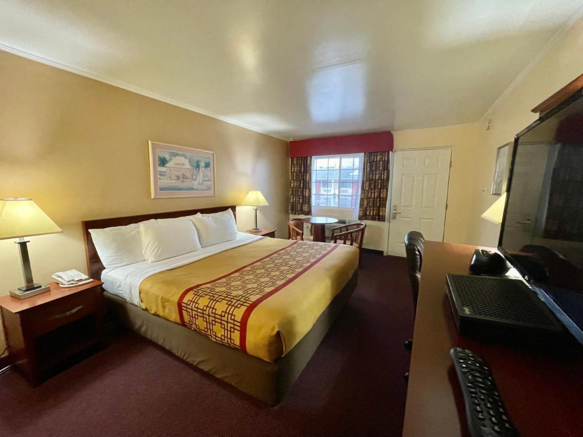 Passport Inn Somers Point - Somers Point Extérieur photo